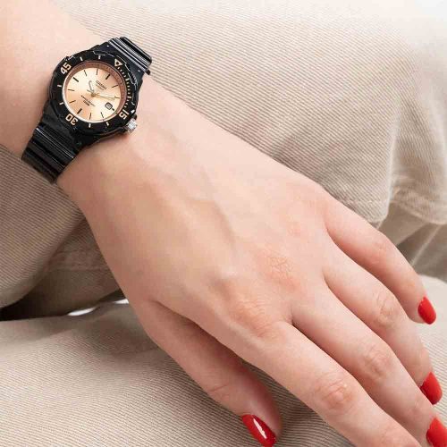 خرید ساعت مچی زنانه کاسیو مدل Casio LRW-200H-9EVDF